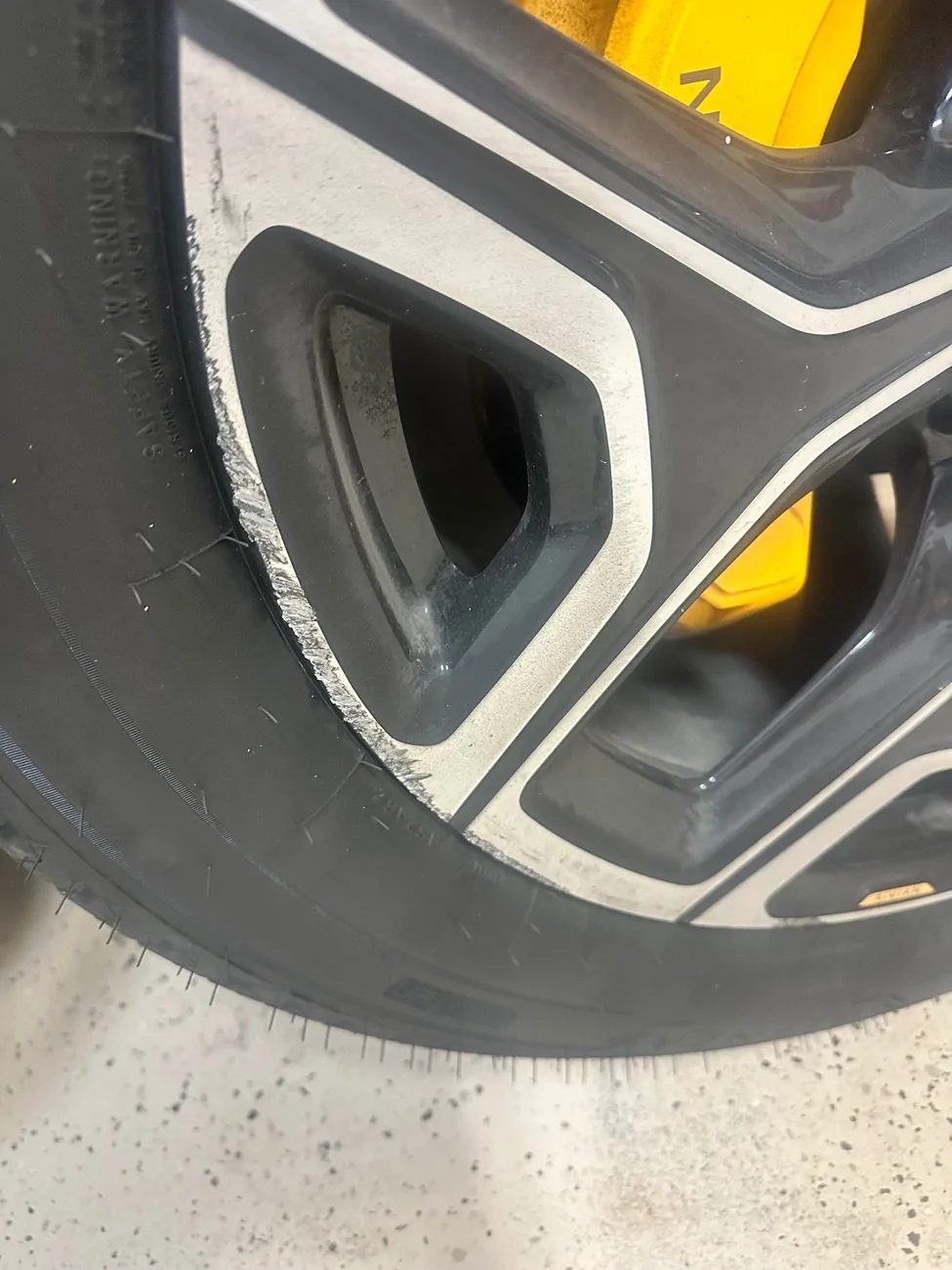 Rivian R1T R1S Wheel Repair Complete IMG_6193