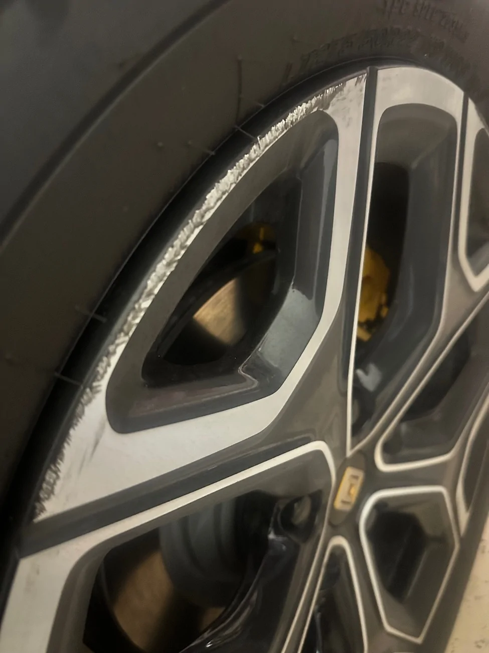 Rivian R1T R1S Wheel Repair Complete IMG_6191