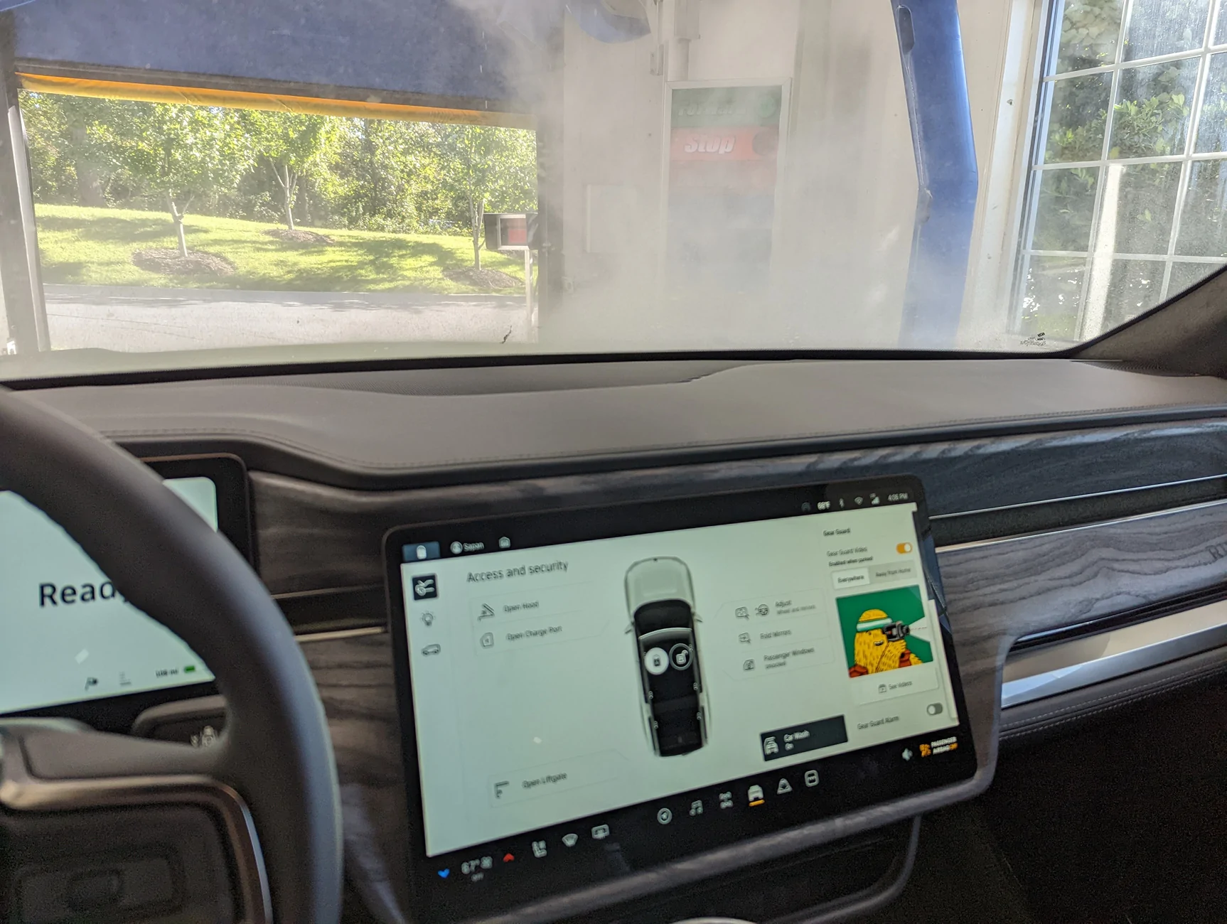 Rivian R1T R1S Just fix the software PXL_20220923_200633162