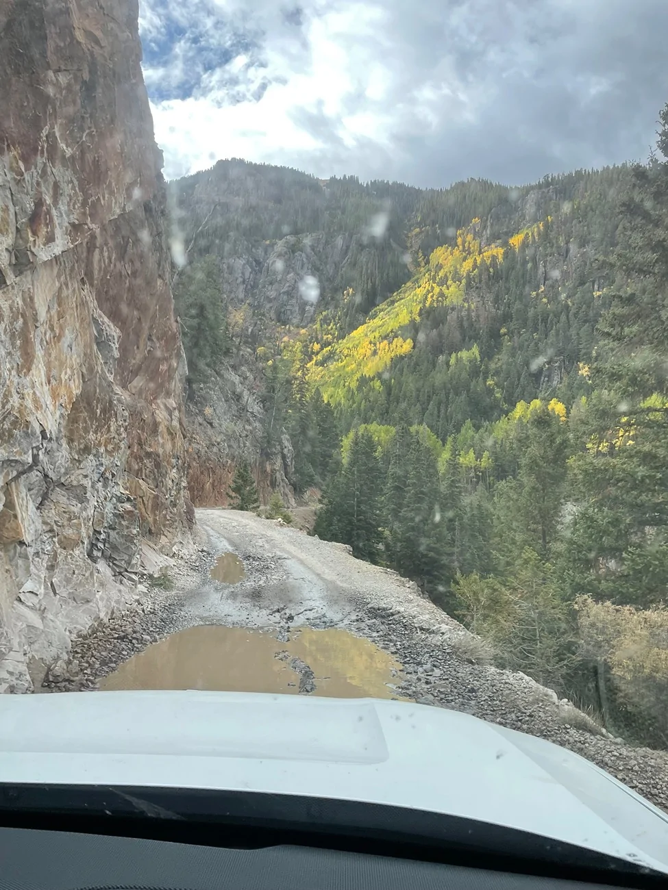 Rivian R1T R1S Mineral Creek Trail - Ouray, CO 9/26 IMG_4885