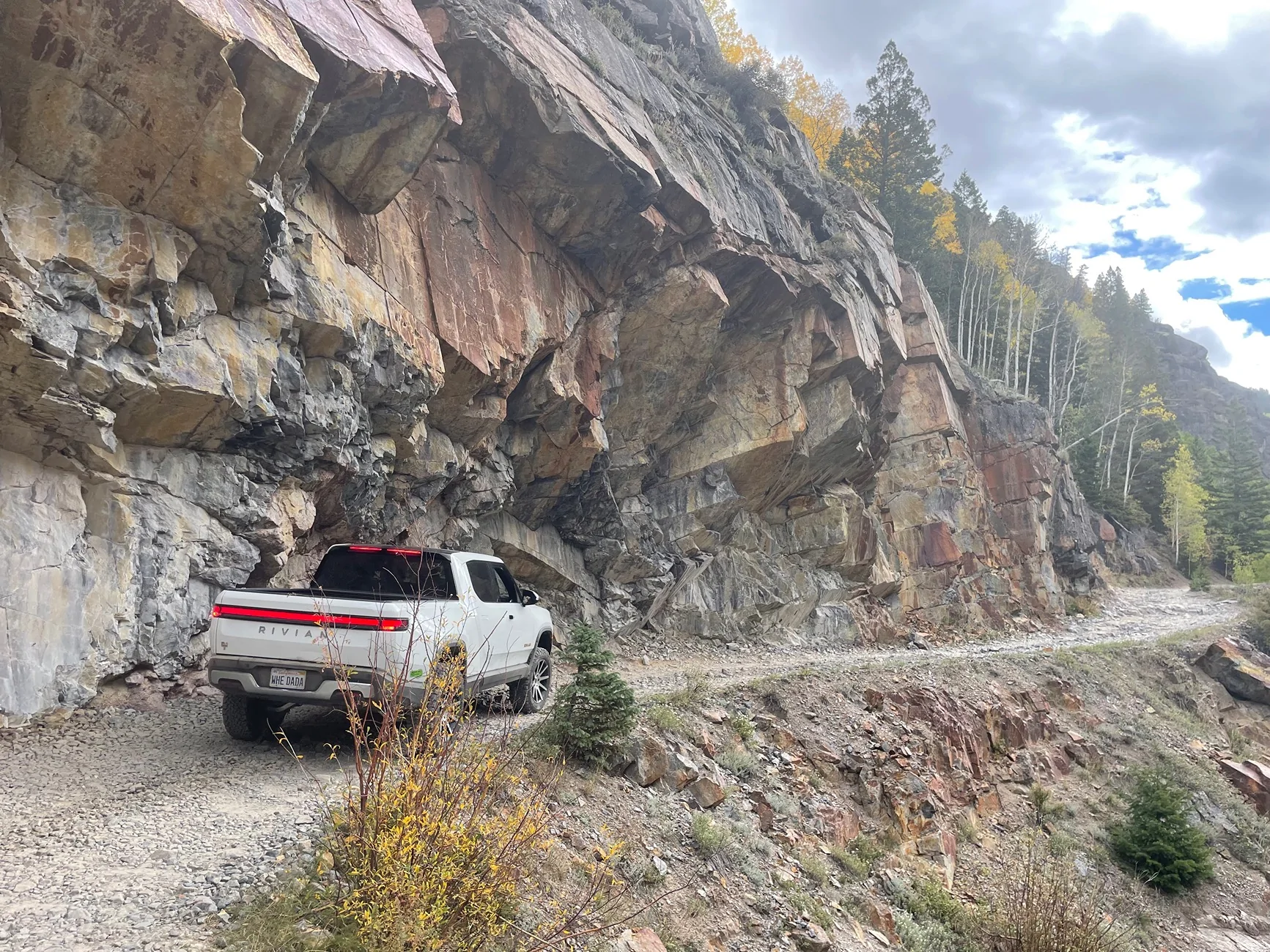 Rivian R1T R1S Mineral Creek Trail - Ouray, CO 9/26 IMG_4890