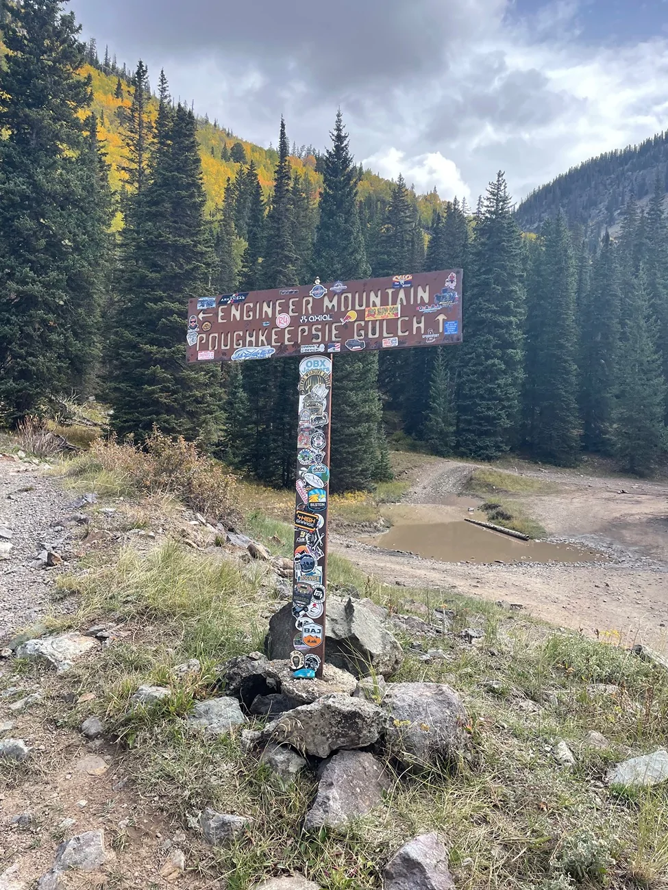 Rivian R1T R1S Mineral Creek Trail - Ouray, CO 9/26 IMG_4922
