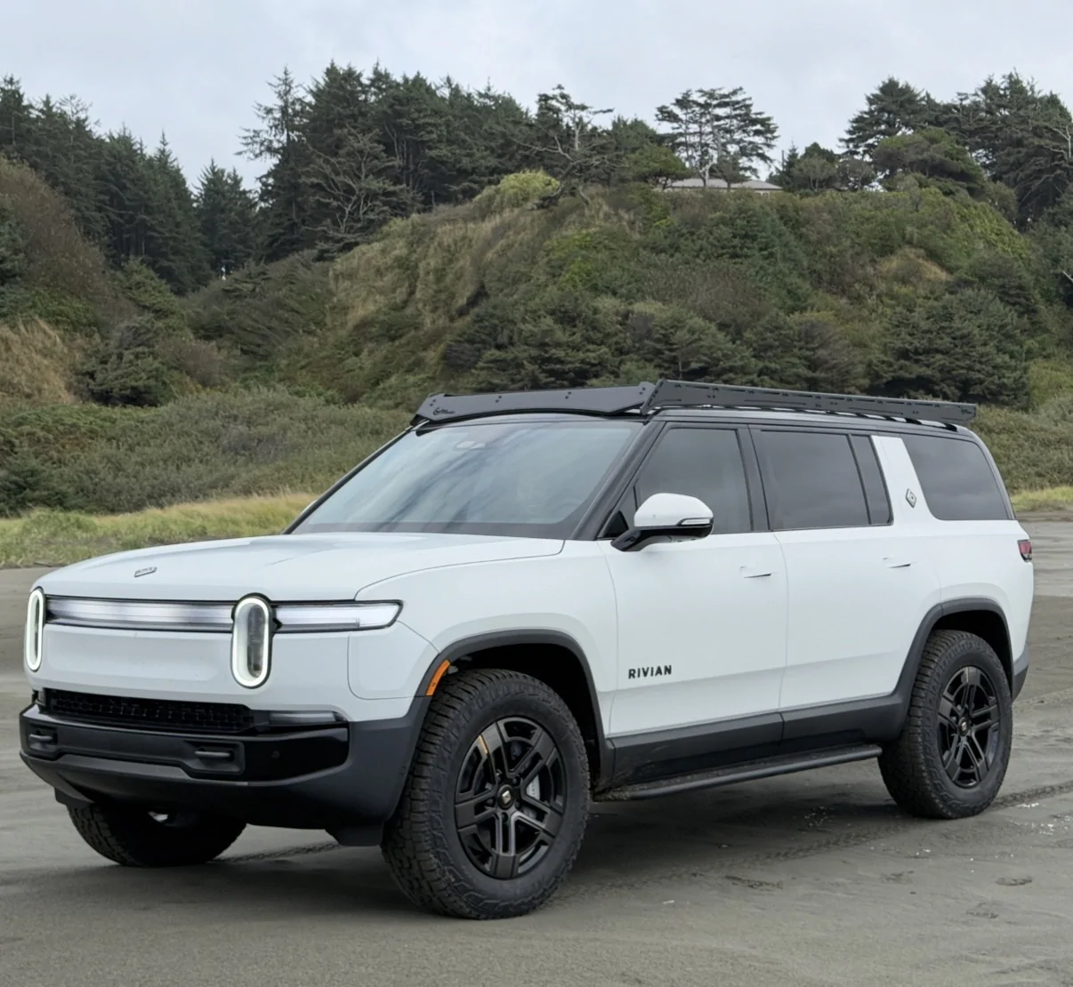 Rivian R1T R1S R1S Roof Racks Options - Compilation List IMG_8295