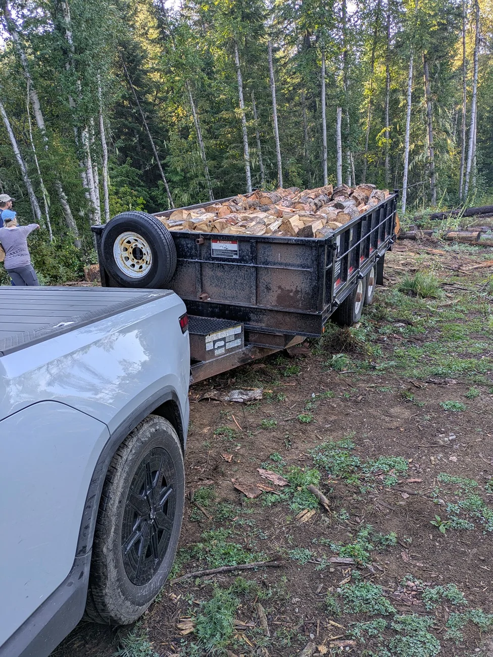Rivian R1T R1S Anyone towing 6,500 lbs or more with any regularity? PXL_20250830_155314758