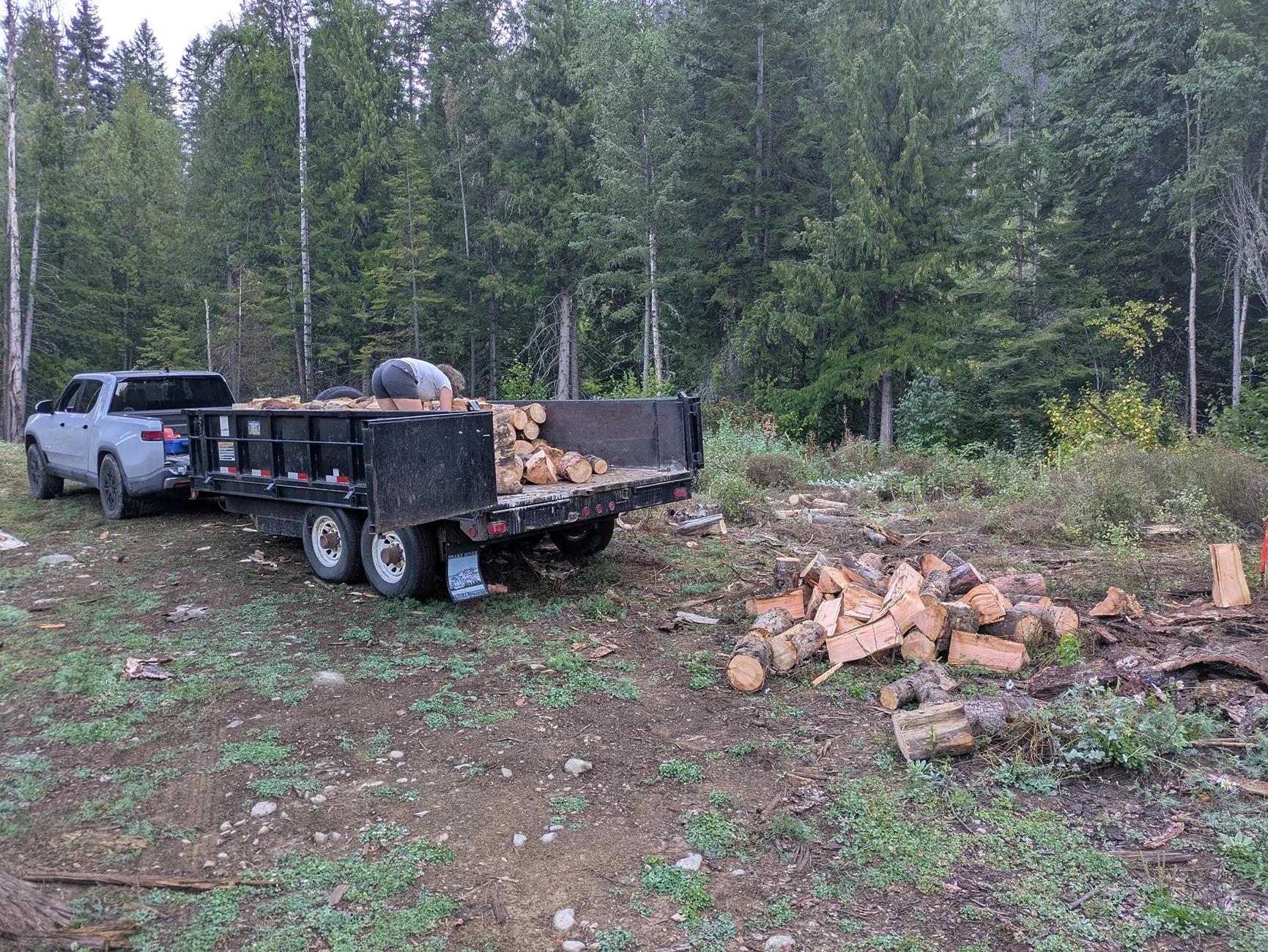 Rivian R1T R1S Anyone towing 6,500 lbs or more with any regularity? PXL_20250830_152925146