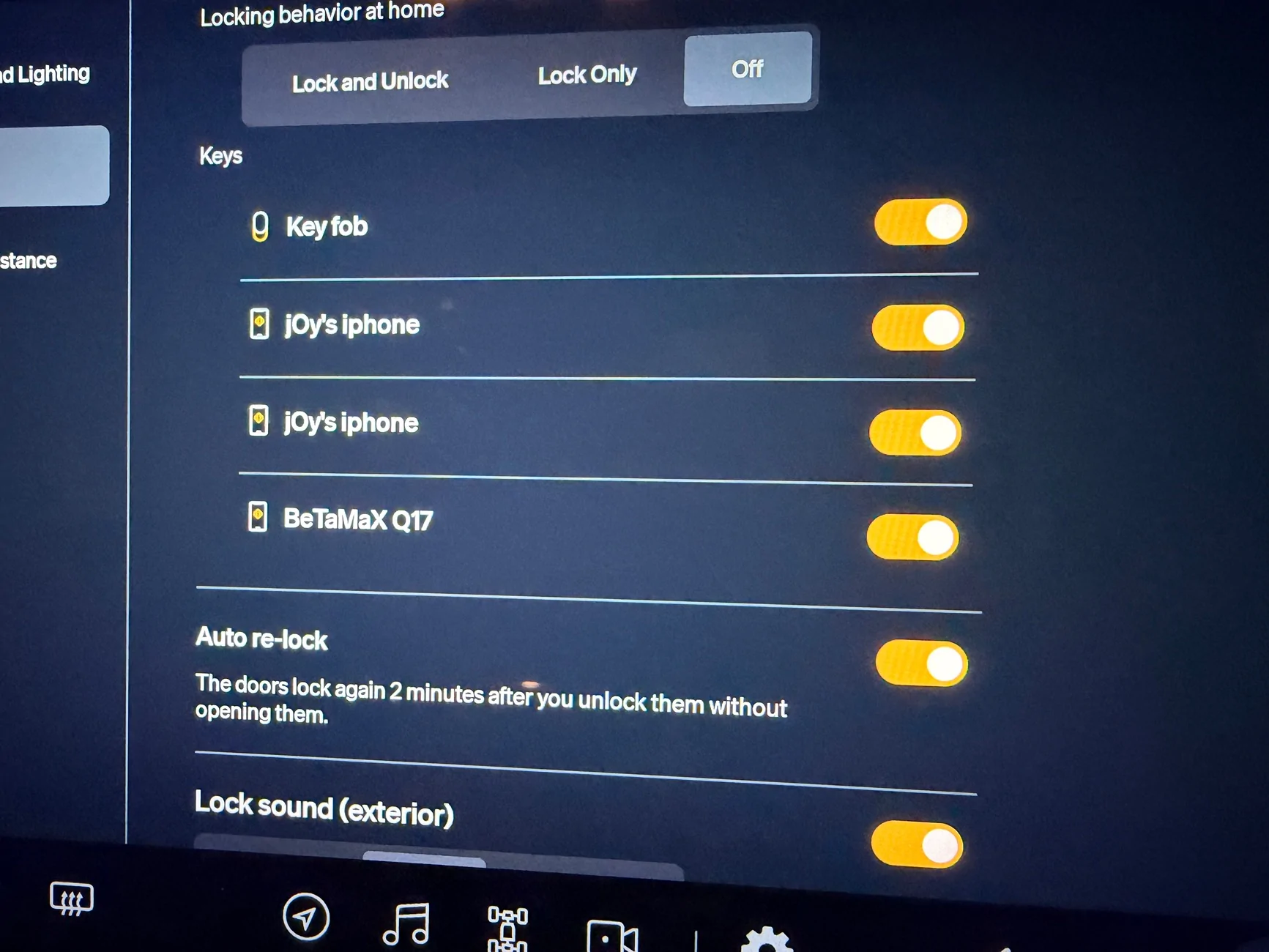 Rivian R1T R1S Automatic Lock/Unlock Feature issue IMG_3766