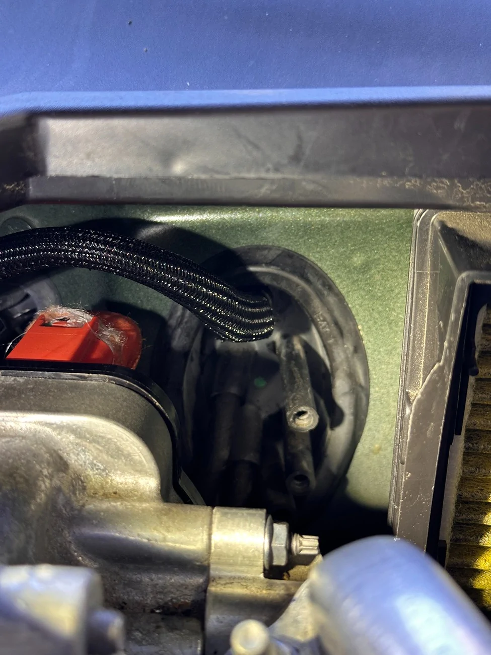 Rivian R1T R1S GMRS install: hidden / hardwired Midland MXT275 GMRS walkie talkie + external antenna IMG_5729