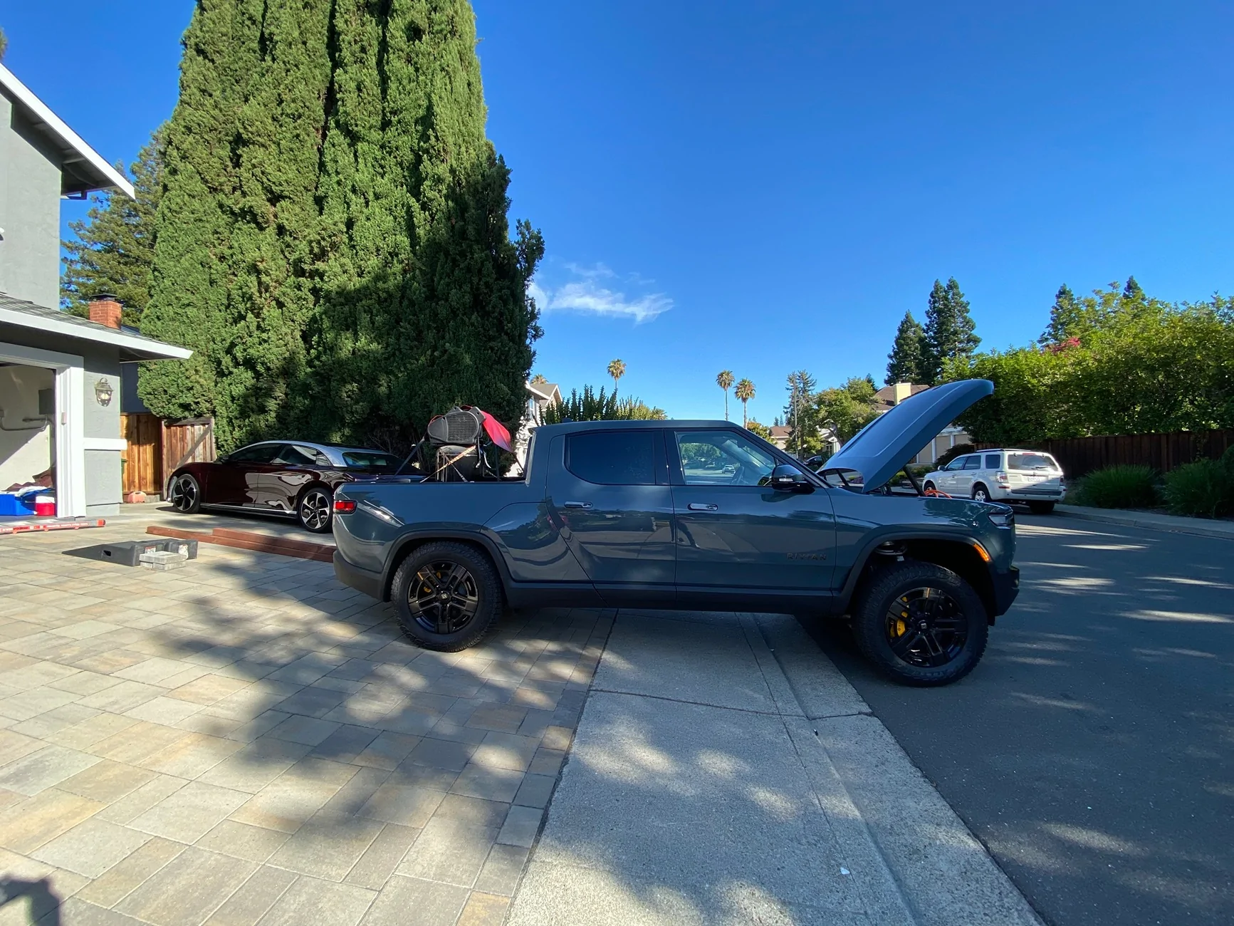 Rivian R1T R1S R1T Tri Max Pack Review by a non-adventurous car enthusiast IMG_7974
