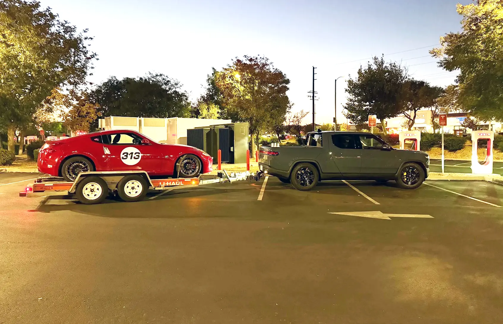 Rivian R1T R1S R1T Tri Max Pack Review by a non-adventurous car enthusiast 143753-3b89d14af22902f4380821fb75897891