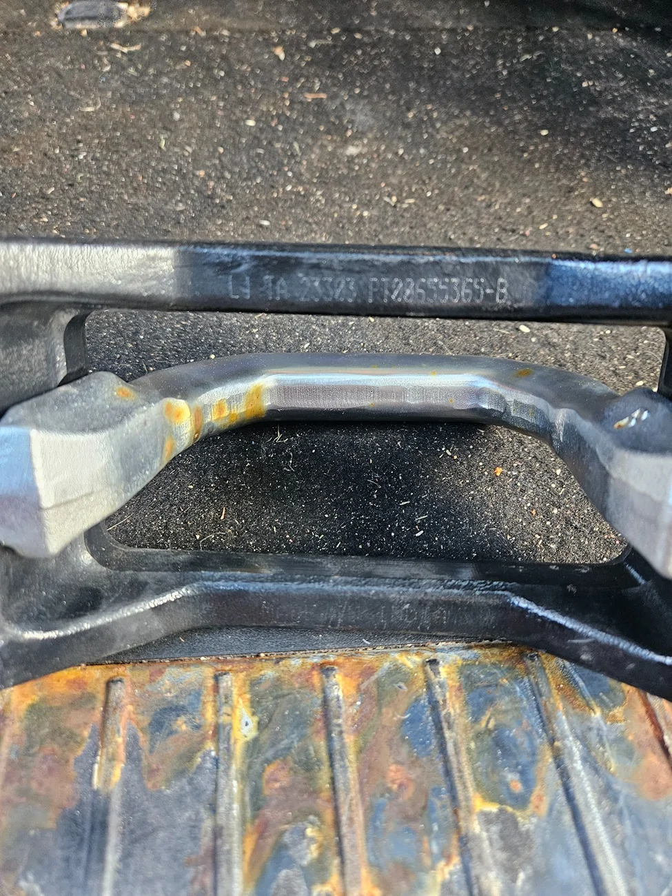 Rivian R1T R1S Front tow hooks rusting 20251025_090111
