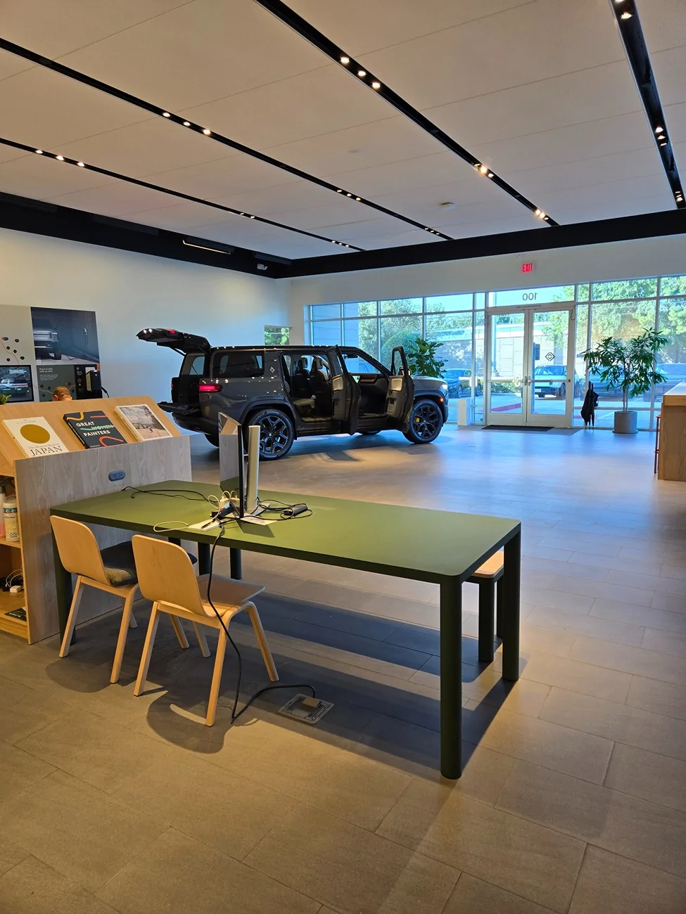 Rivian R1T R1S New Houston Service Center 1000030359