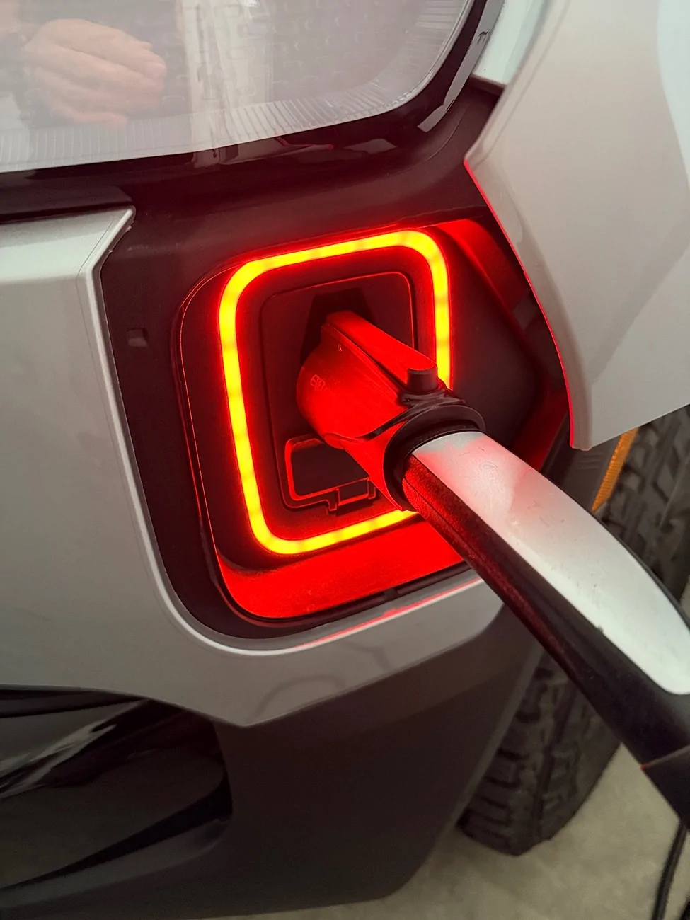Rivian R1T R1S Slow Charging/Warm Plug on Rivian Home Charger IMG_3840