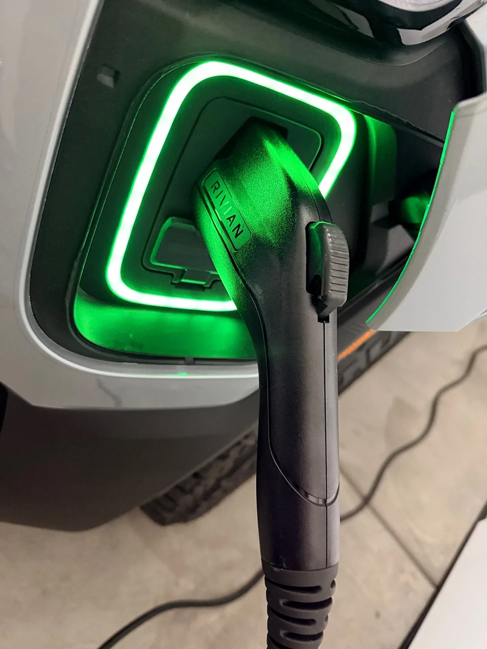 Rivian R1T R1S Slow Charging/Warm Plug on Rivian Home Charger IMG_3842