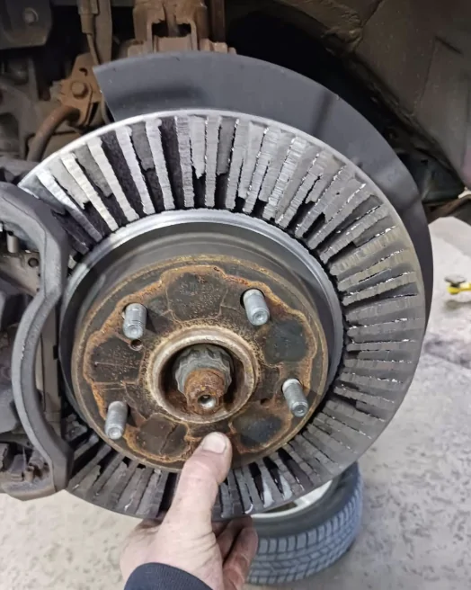 Rivian R1T R1S Them’s the Brakes: Replacing Pads only vs Pads & Rotors 1761573136182-r