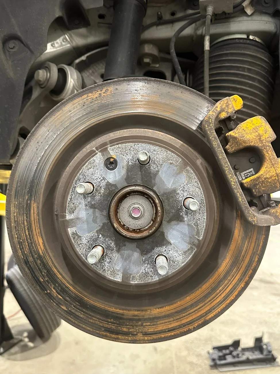 Rivian R1T R1S Them’s the Brakes: Replacing Pads only vs Pads & Rotors IMG_6113