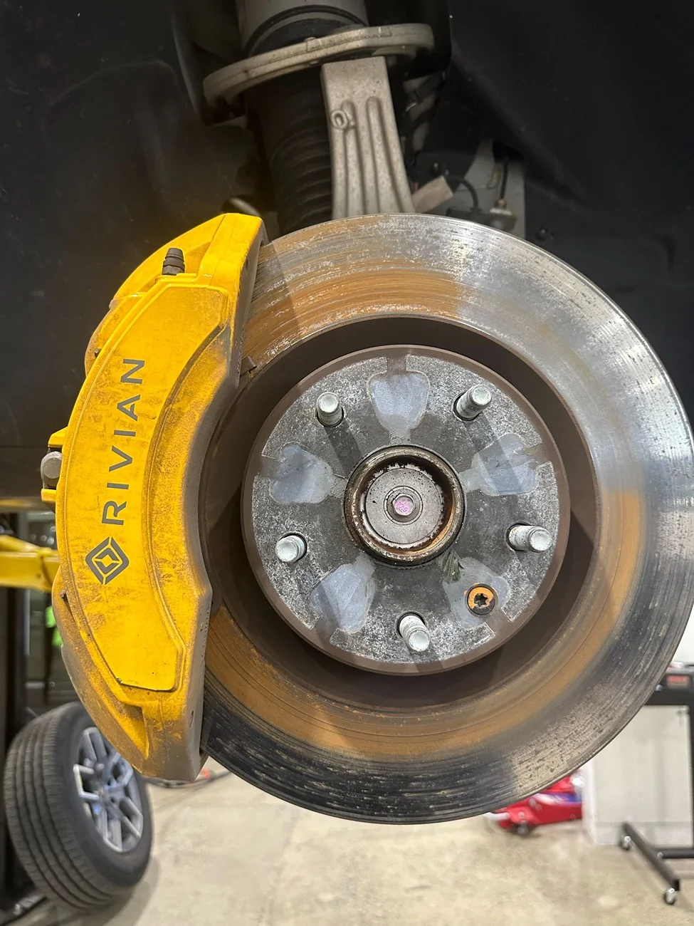 Rivian R1T R1S Them’s the Brakes: Replacing Pads only vs Pads & Rotors IMG_6106
