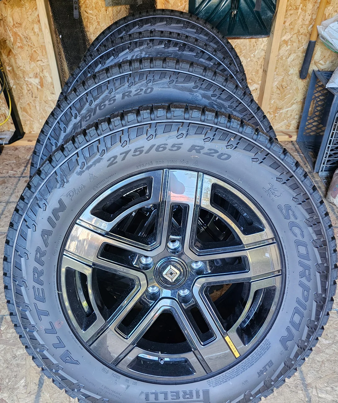 Rivian R1T R1S Bump & price reduction '24 R1T Adventure PDM Large Pack Four