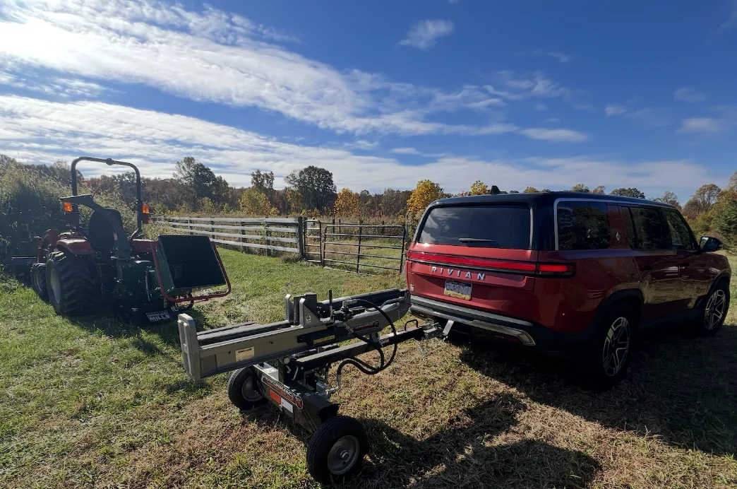 Rivian R1T R1S What did you do TO / WITH your Rivian today? 🧰 1761696964516-3n