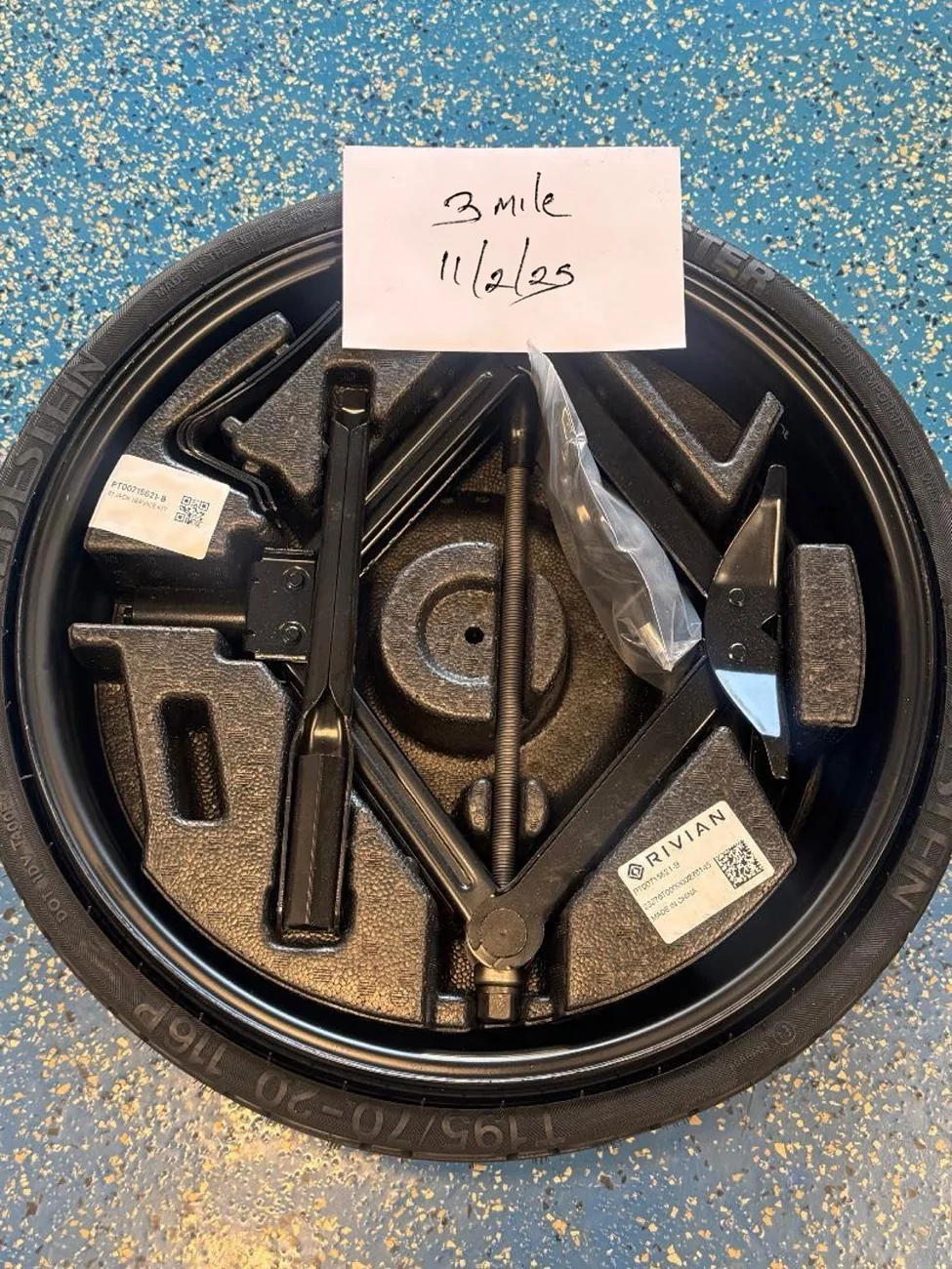 Rivian R1T R1S [SCAM] FS: R1S Spare Tire Kit price drop $450 A23E354E-3F4E-41E9-929A-1ECF9A091234