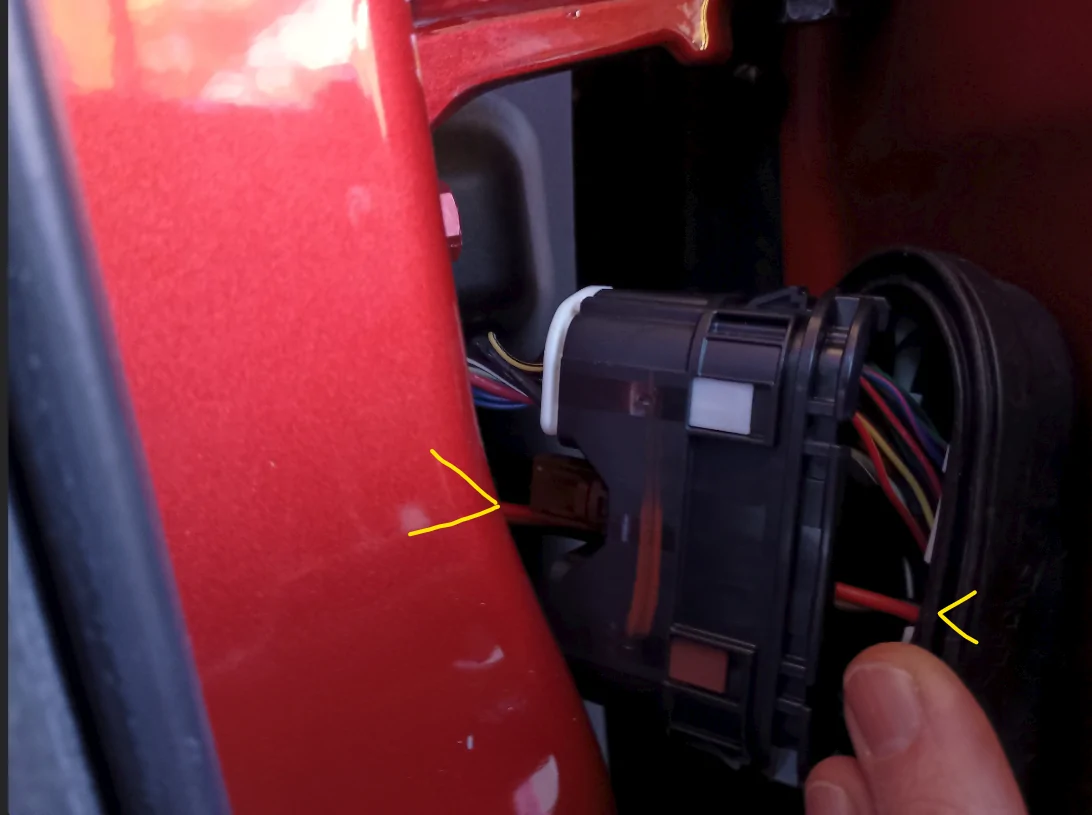 Rivian R1T R1S Diving Into Gen2 Standard Audio to Add a Subwoofer 1762127064712-hy