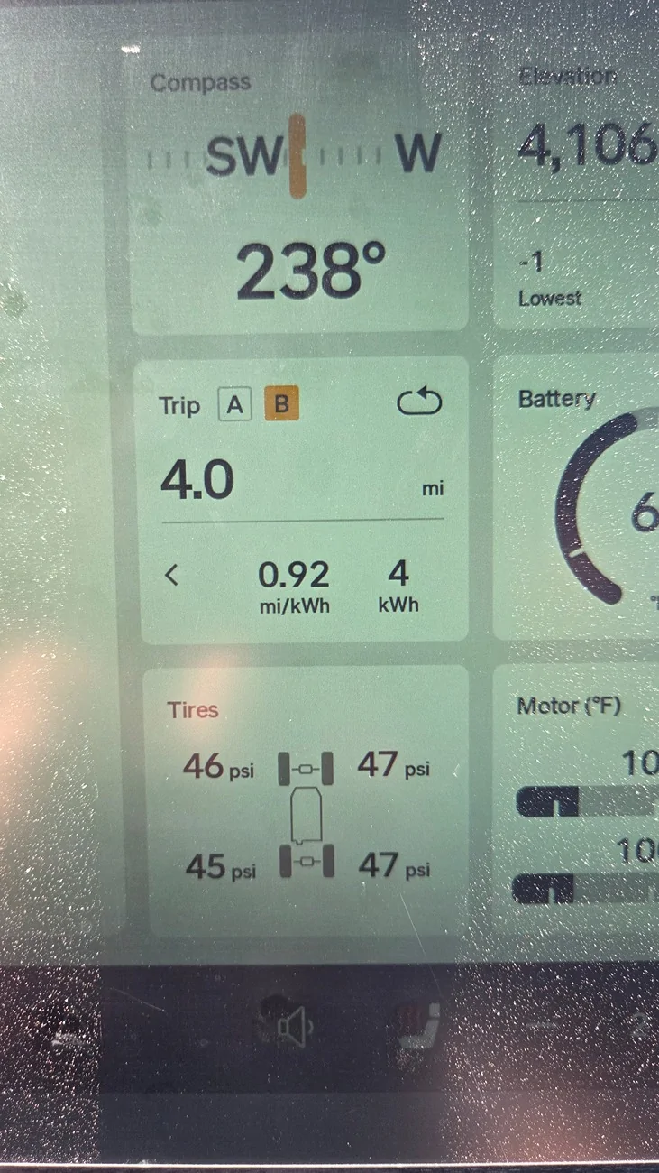 Rivian R1T R1S I aired down, and my efficiency went UP (in sand) 20251026_113011