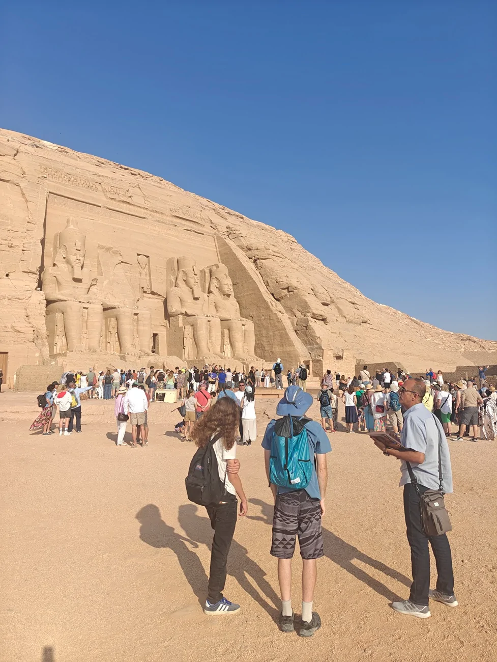 Rivian R1T R1S The Rivian backpack goes through Egypt. 2025-10-29 22.55.42