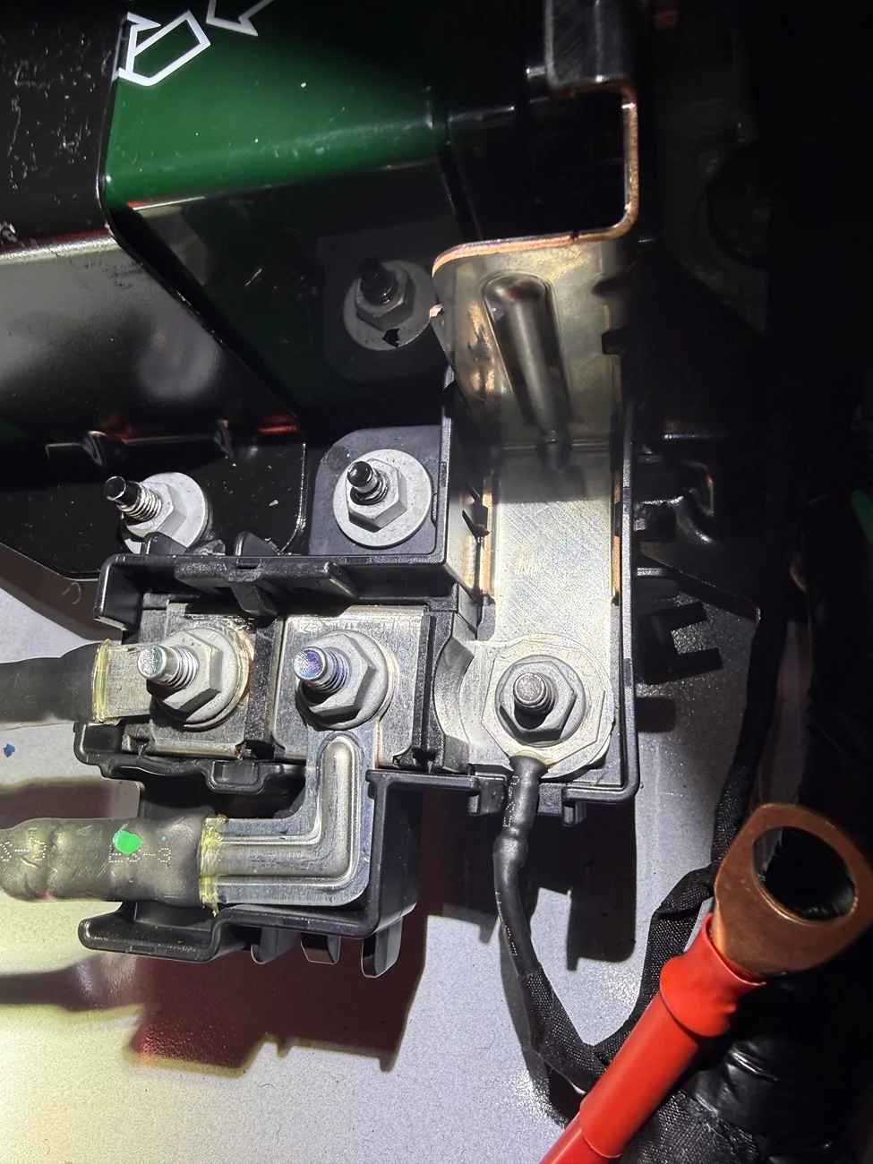 Rivian R1T R1S Gen 2 R1T 12 volt battery connection diagram or pic IMG_6875