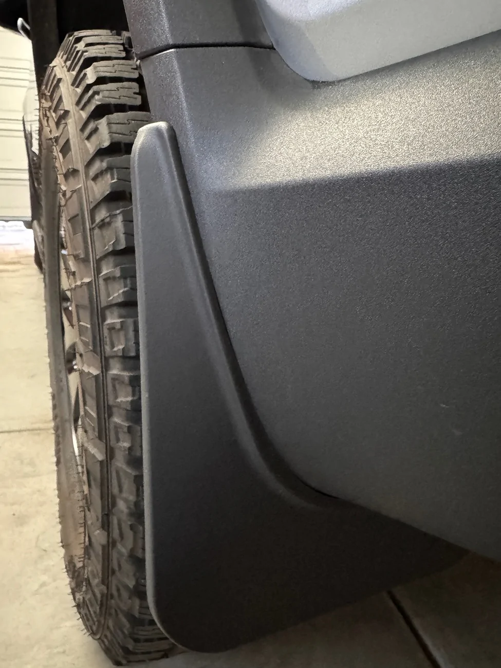 Rivian R1T R1S Mud flaps - recommendations / photos? IMG_2540