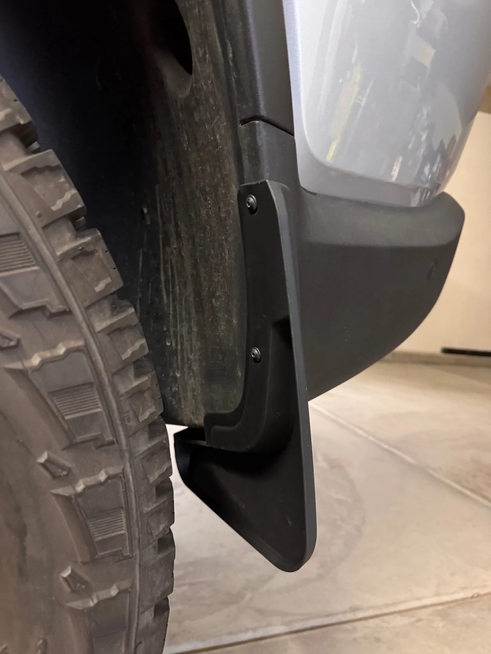 Rivian R1T R1S Mud flaps - recommendations / photos? IMG_2539