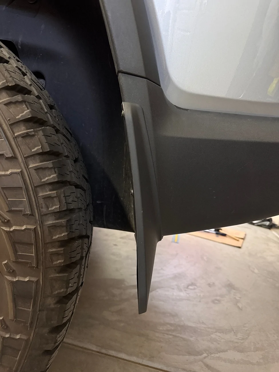 Rivian R1T R1S Mud flaps - recommendations / photos? IMG_2538