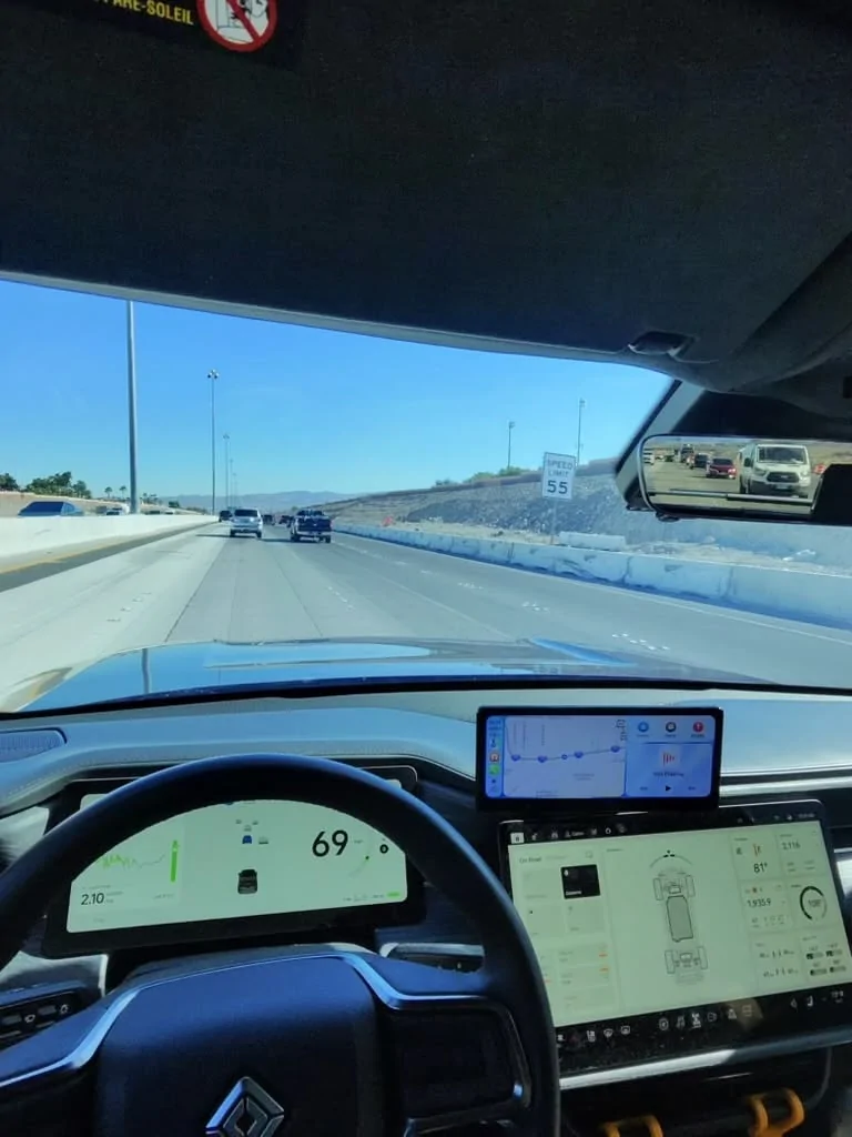 Rivian R1T R1S Comma 4 Four released 1762824086475-0n