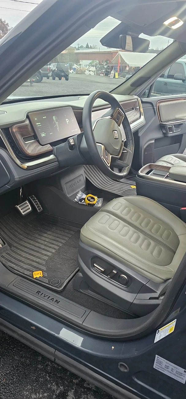 Rivian R1T R1S SOLD 2023 R1S Adventure Quad Low Miles Lowered Price 20251103_162110