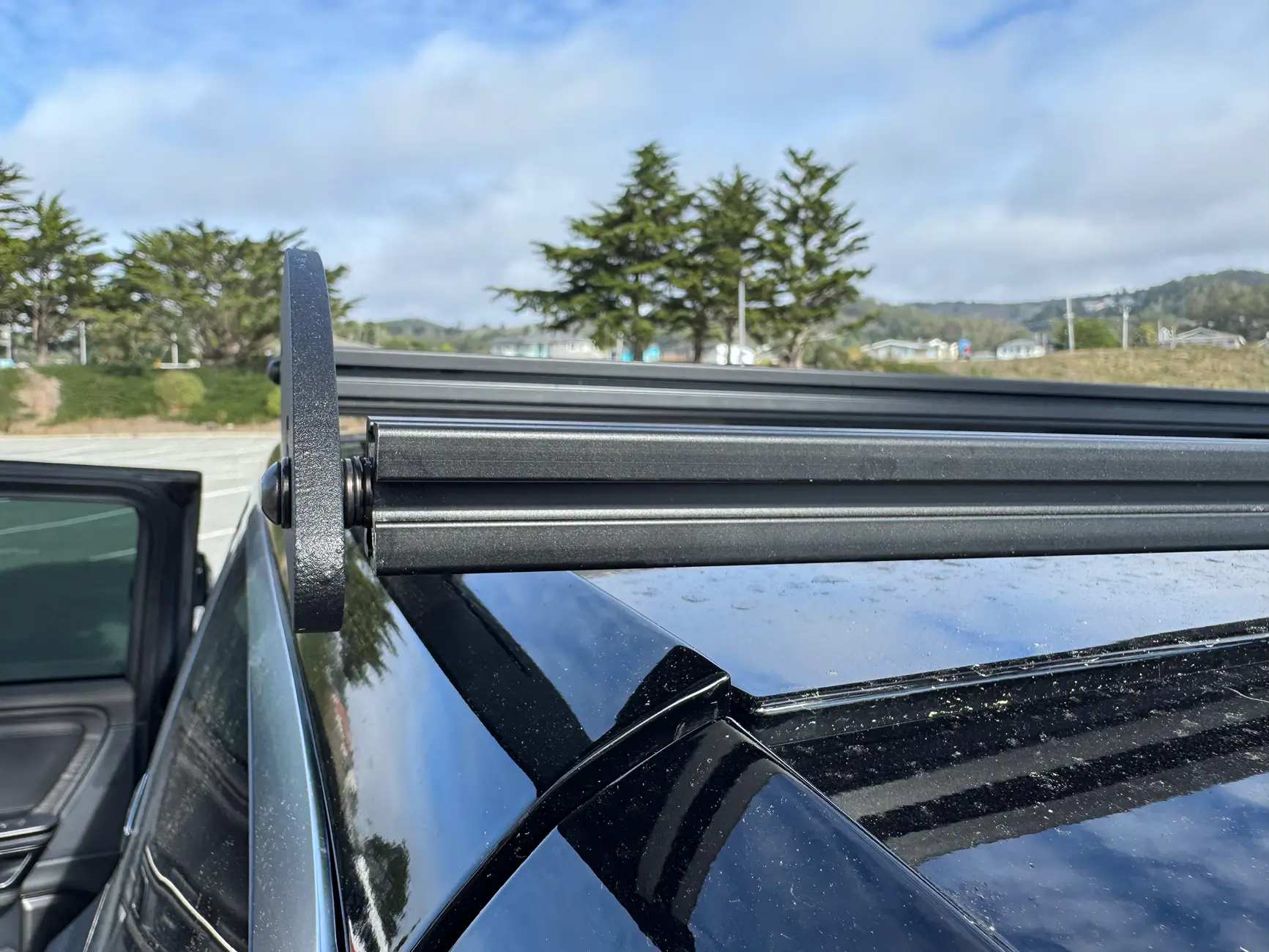 Rivian R1T R1S Prospeed Roof Rack for R1S Review tempImagevRr05U