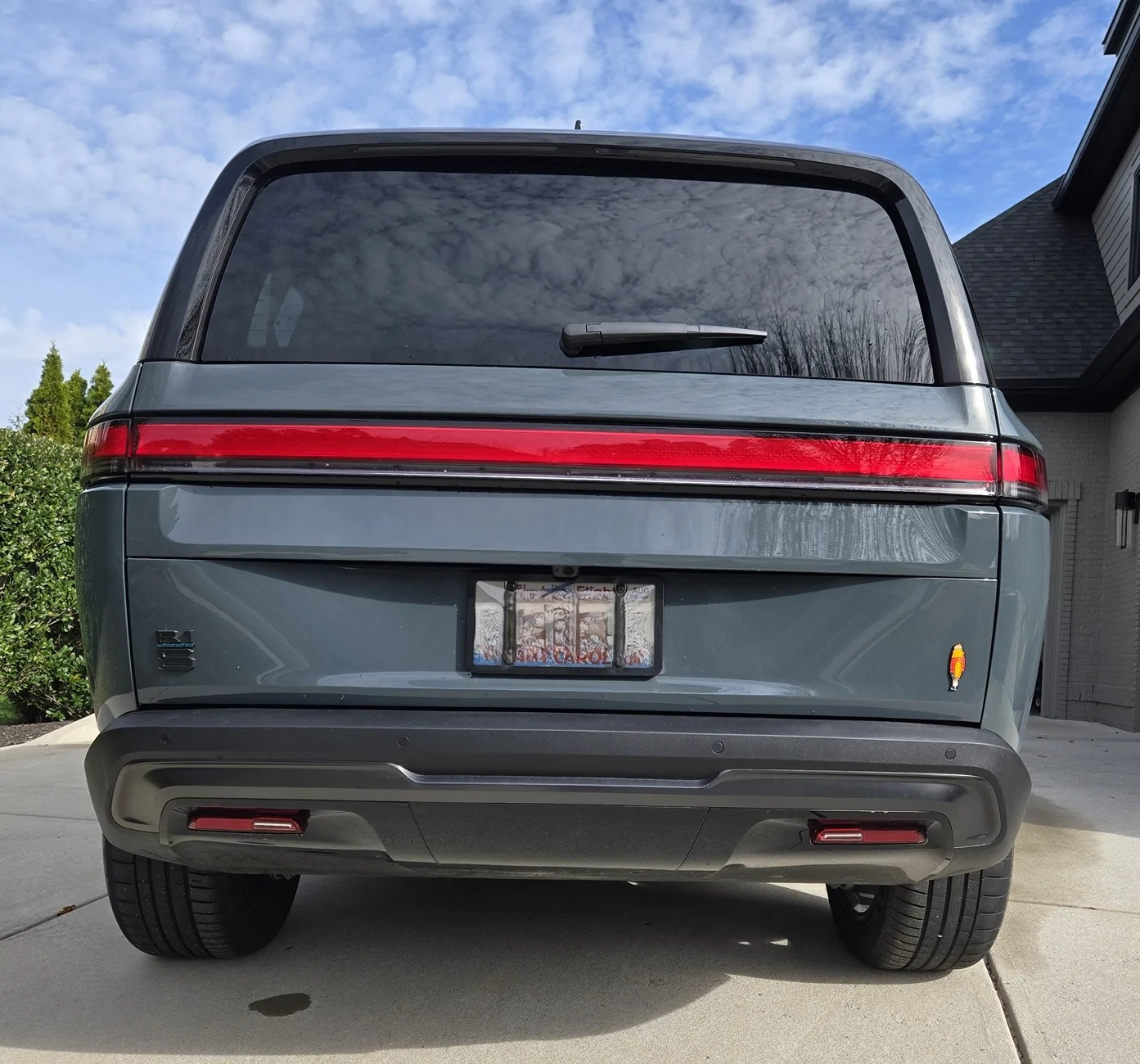 Rivian R1T R1S Help color matching Gen2 Quad Calipers? 20251115_131155