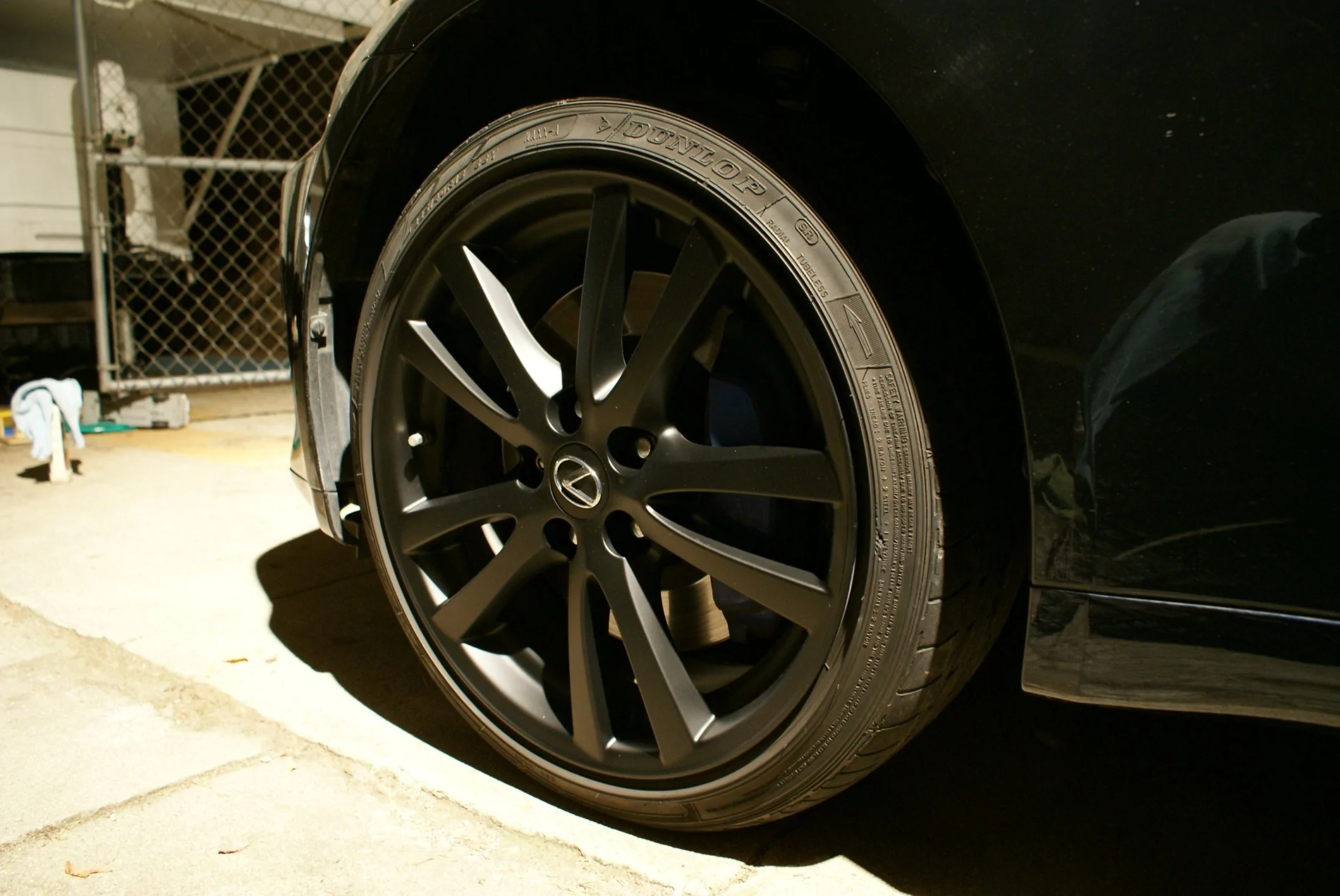 Rivian R1T R1S Help color matching Gen2 Quad Calipers? DSC02096