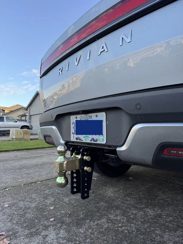 Rivian R1T R1S What Are You Hauling (or Hauled) in your Rivian? 🦾 hitch 1