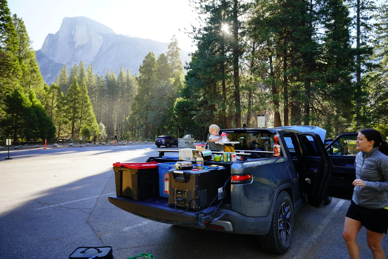 Rivian R1T R1S What’s your go-to camp kitchen cooking setup? 🍳 _DSC2401