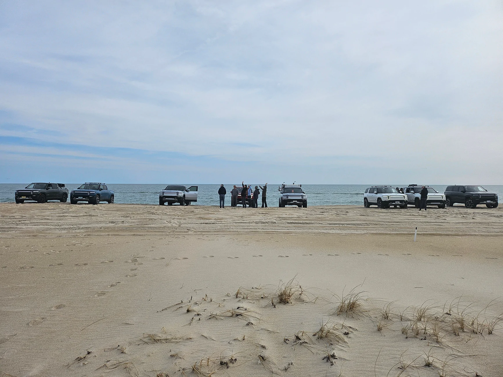 Rivian R1T R1S My First time Camping(ever) in my Rivian with the Mid-Atlantic Club on Assateage Island 20251115_114607