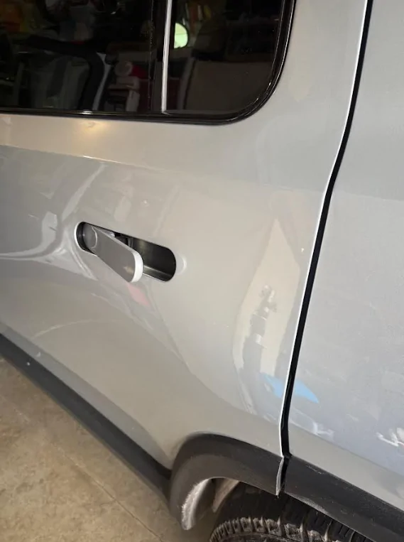 Rivian R1T R1S Bird's Eye View - Rear Door "Open 1764026487367-pq