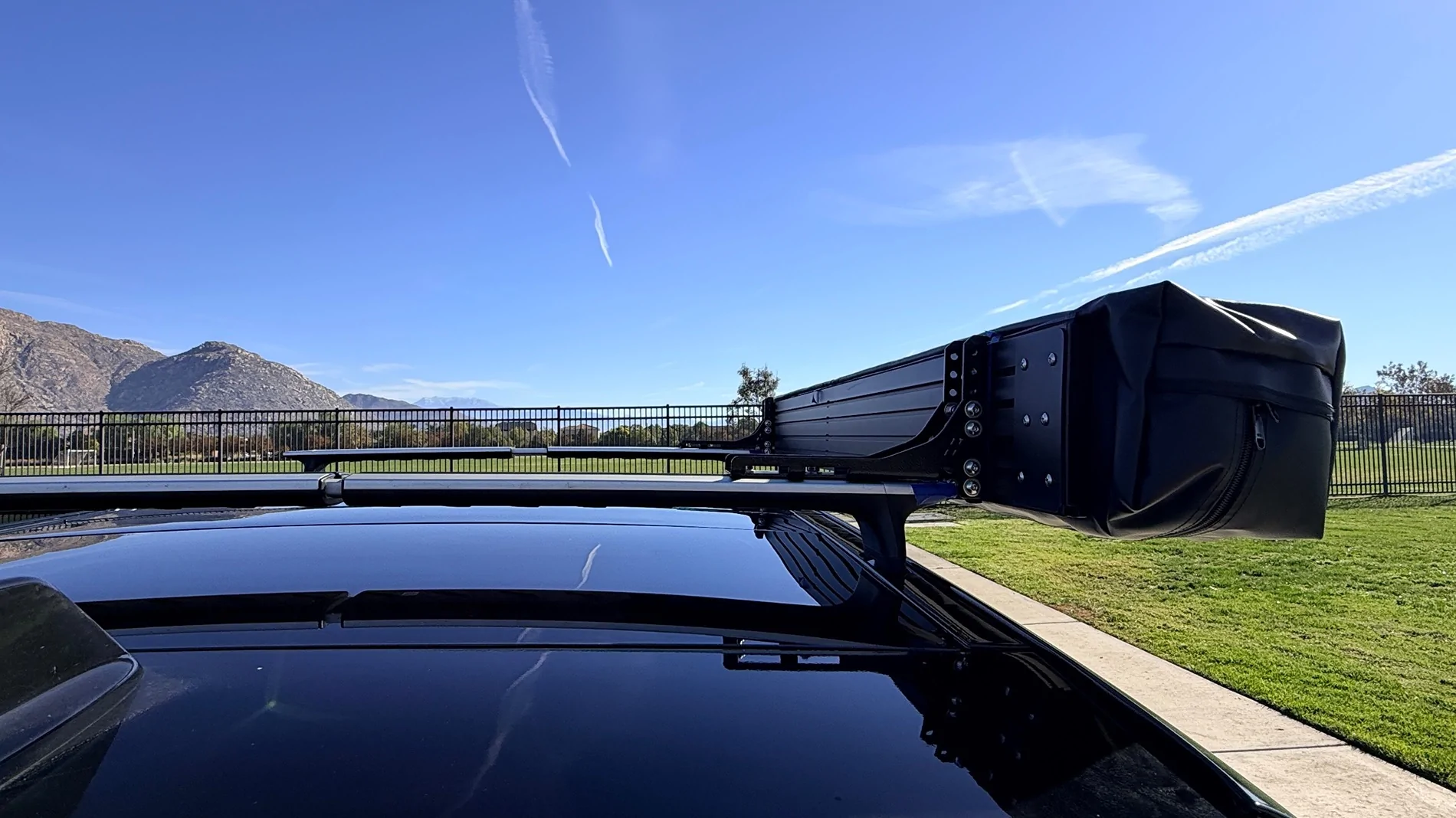 Rivian R1T R1S R1S OEM Crossbar and RTT + Awning - questions IMG_4248