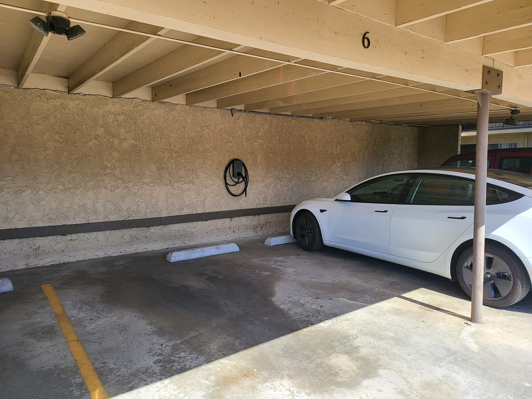 Rivian R1T R1S Gen 1.5 NACS Charging Dispenser Technical Specs (RAN Charger) 2024-06-21 09.39.47