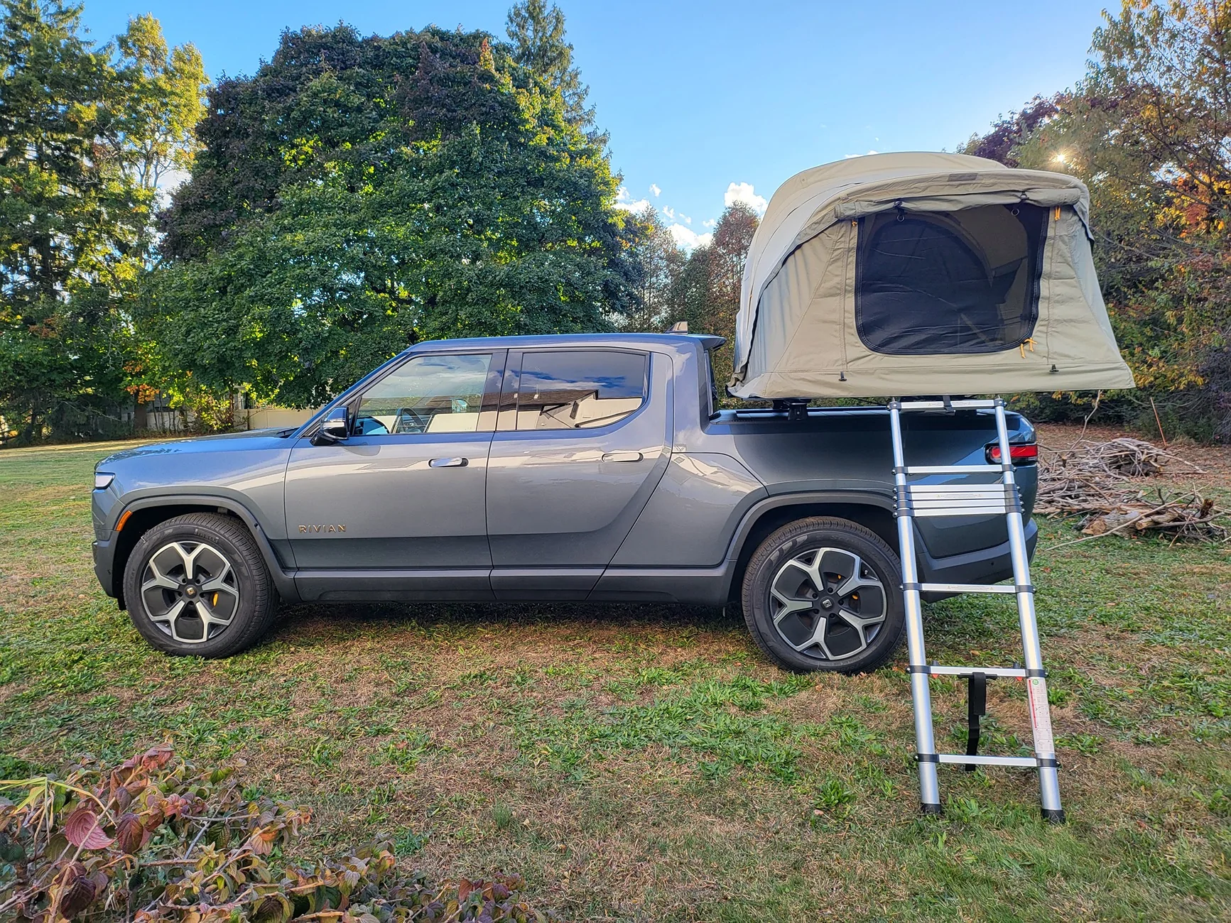 Rivian R1T R1S Thule Rooftop Tent For Sale IMG_5156