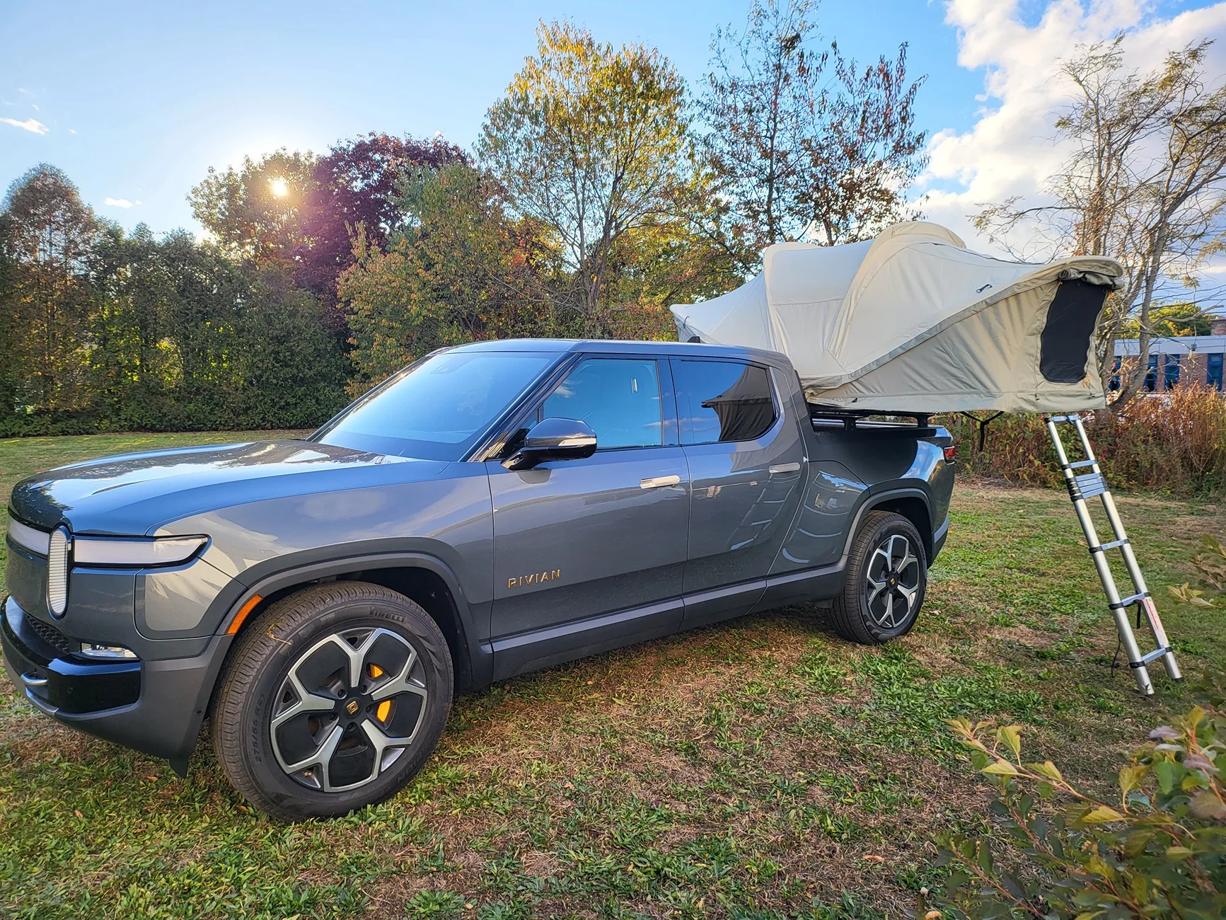 Rivian R1T R1S Thule Rooftop Tent For Sale IMG_5157