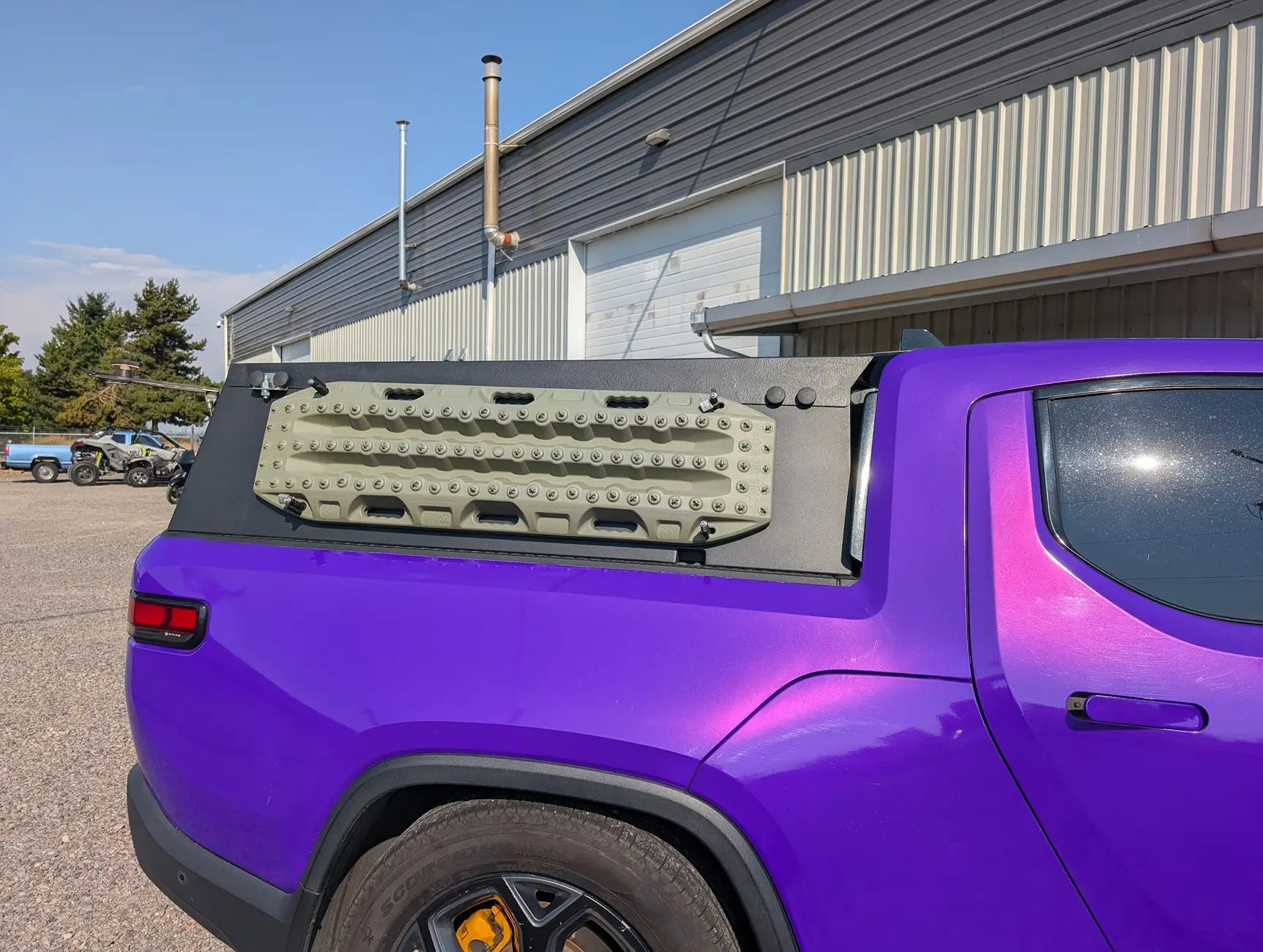 Rivian R1T R1S "Borealis" purple limited-edition paint color revealed! 1764790961716-il