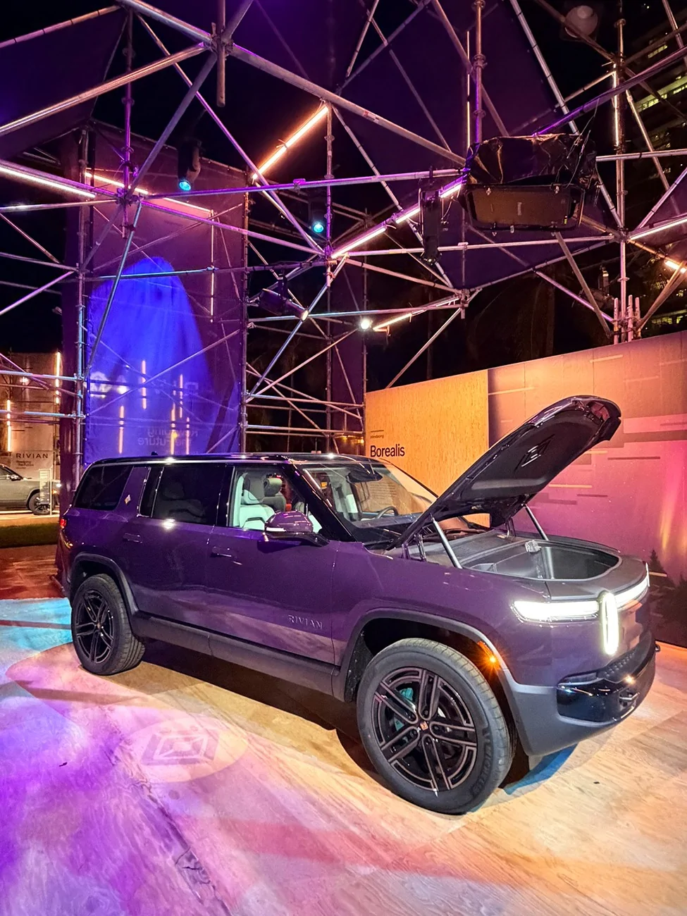 Rivian R1T R1S "Borealis" purple limited-edition paint color revealed! borealis purple 1