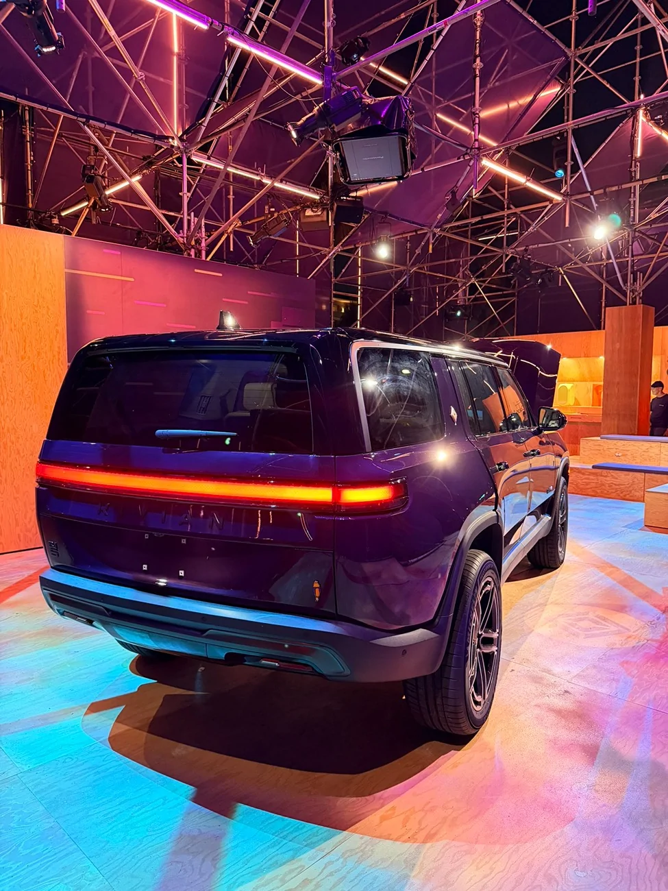 Rivian R1T R1S "Borealis" purple limited-edition paint color revealed! borealis purple 2