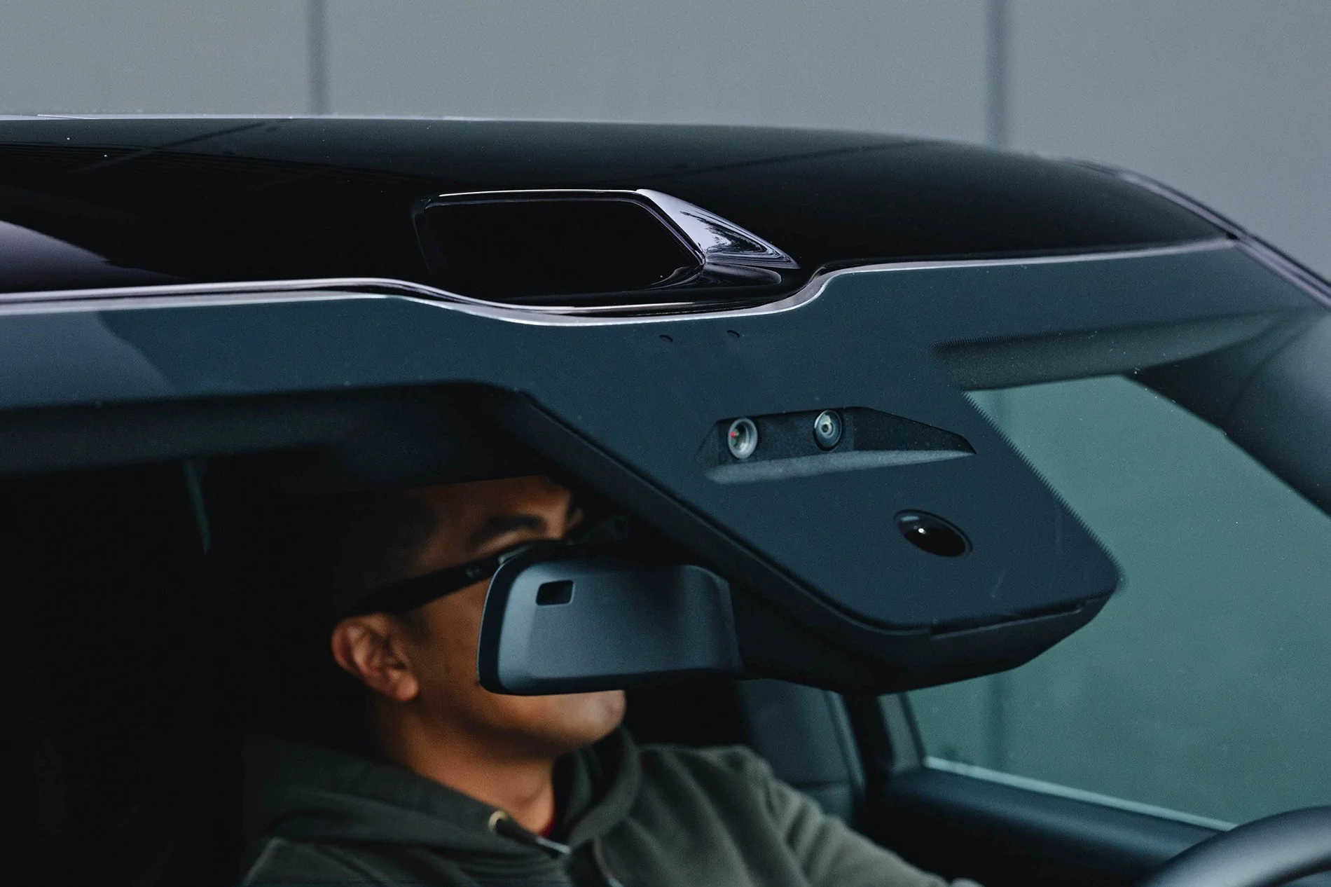 Rivian R1T R1S R2 has Lidar!!!! First look at windshield notch location on R2 (with R2D2 wrap) rivian lidar on rivian r2 2