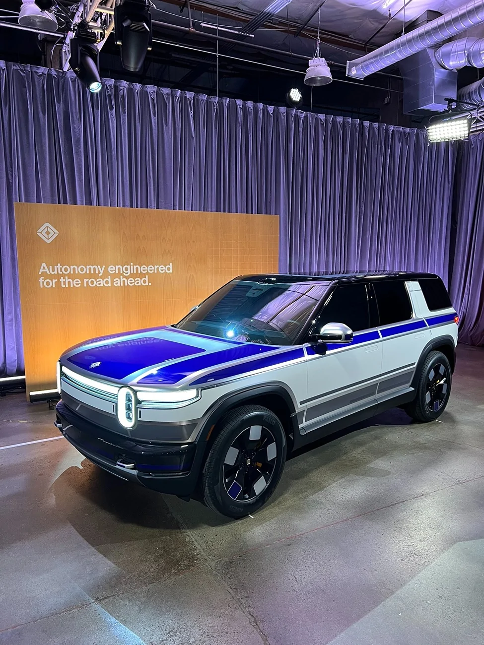 Rivian R1T R1S R2 has Lidar!!!! First look at windshield notch location on R2 (with R2D2 wrap) G75wR22bUAEYviA