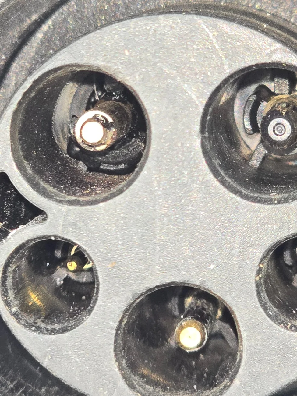 Rivian R1T R1S Wall Charger Arcing / Melting? 1000006736
