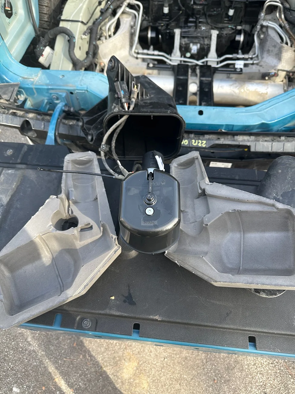 Rivian R1T R1S Rear suspension damage IMG_1994